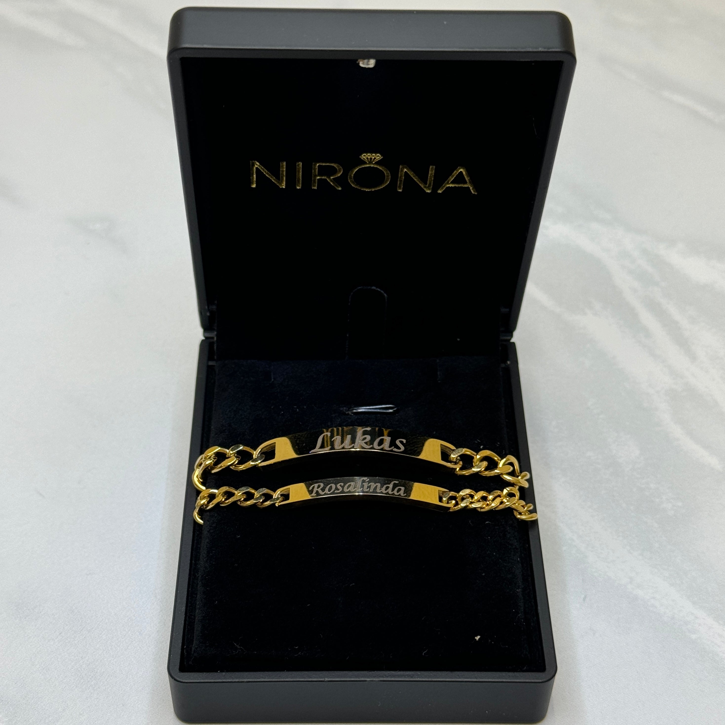 Nirona Duo | Personalisierte Partnerarmbänder